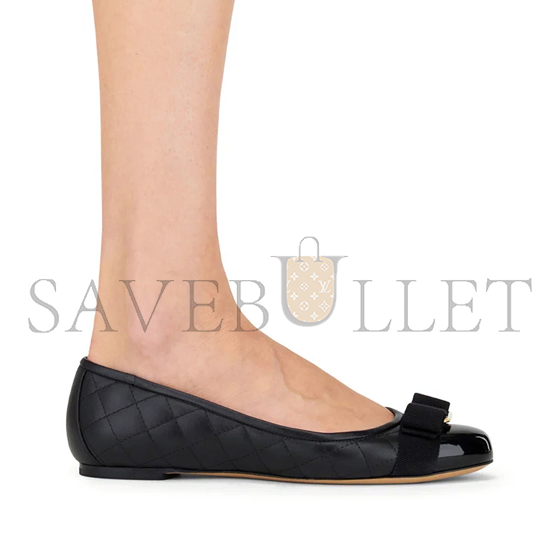 FERRAGAMO VARINA BALLET FLAT 01M831 672100